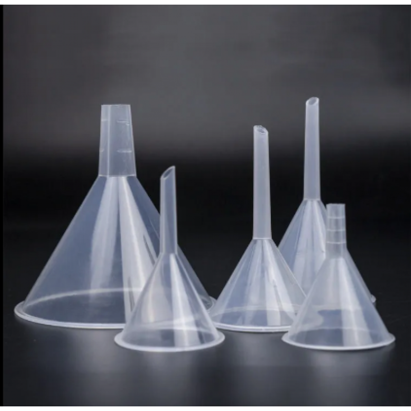 1100 - FUNIL  EM  PP- DIÂMETRO   85 MM